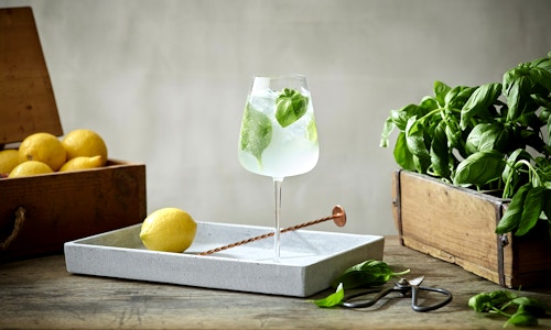 Limoncello Spritz Hero