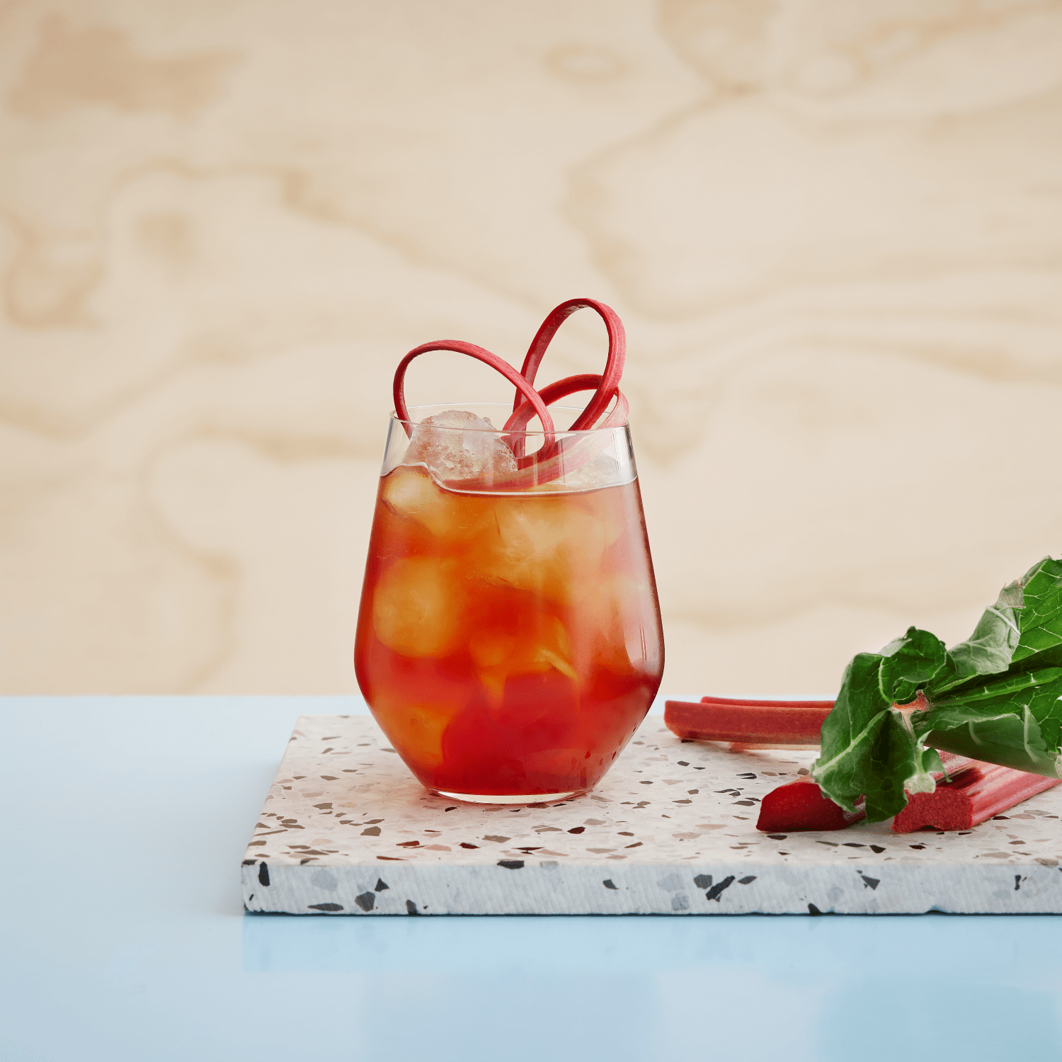 Jägermeister Rabarber opskrift Spændende drink shakeit.dk shake