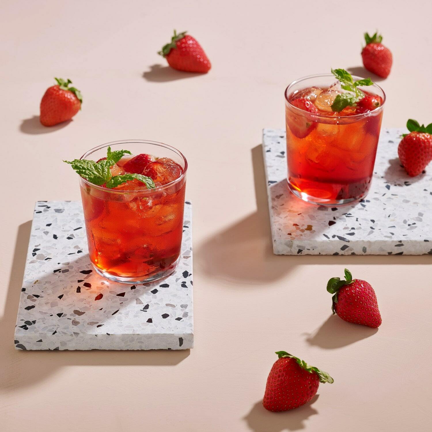 Strawberry Margarita opskrift Sød og mild shakeit.dk shakeit.dk