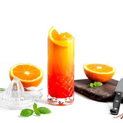 Tequila Sunrise drink